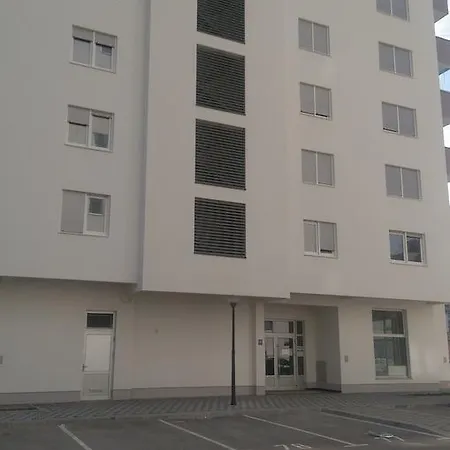 شقة Stan Apartman Osmic *